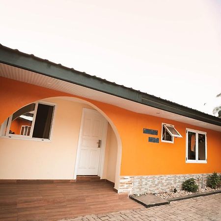 Roses Guest House Kumasi Exterior photo