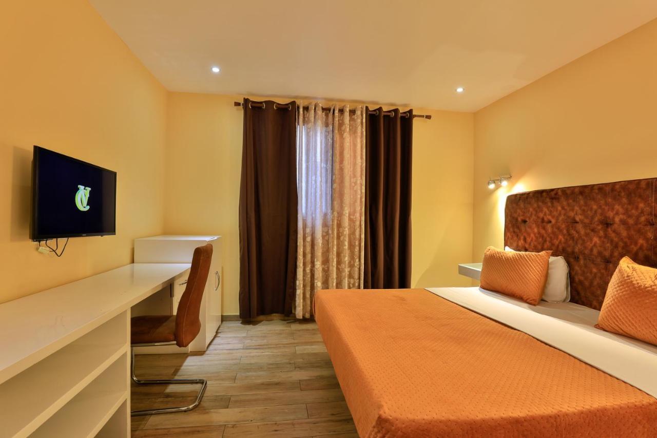 Roses Guest House Kumasi Exterior photo