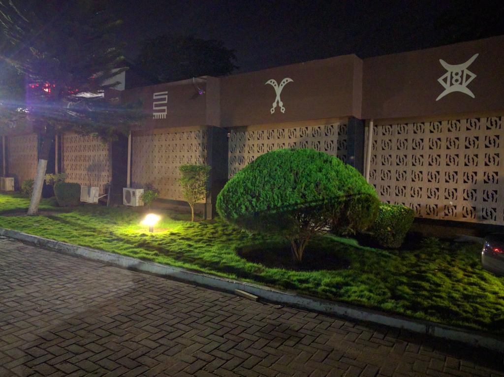 Roses Guest House Kumasi Exterior photo